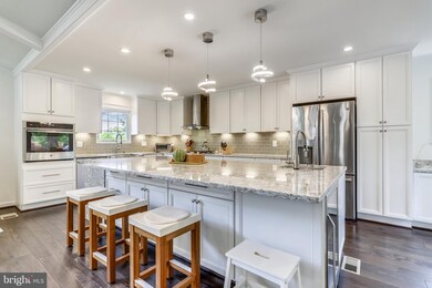 6900 Sycamore St, Falls Church, VA 22046 - photo 2