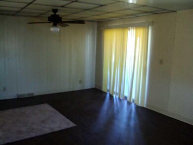 Dining Room. Great size Dining Room with sliding d
