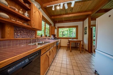 77 Hockanum Rd, Hadley, MA 01035 - photo 7