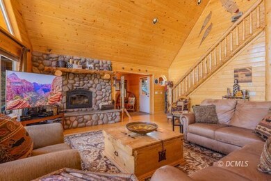 Vaulted Great Room