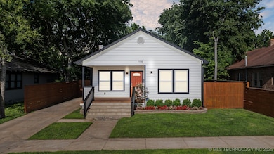 1135 S Lewis Place, Tulsa, OK 74104 - photo 2