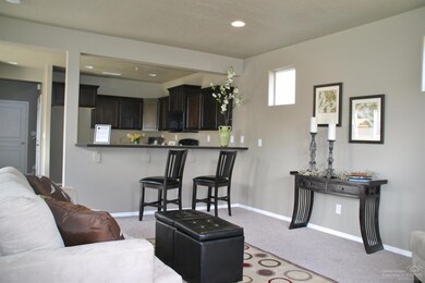 1525 SW 31st St unit 49, Redmond, OR 97756 - photo 4
