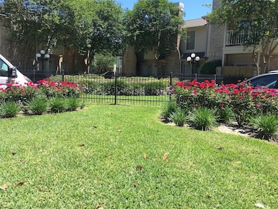 7575 Cambridge St unit 1004, Houston, TX 77054 - photo 6