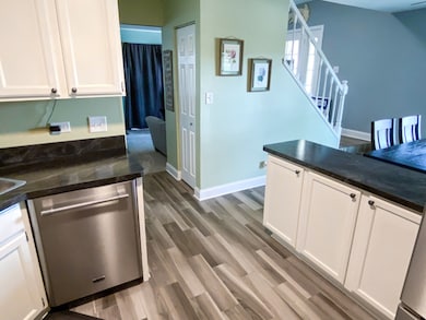 202 College Crossing unit 162, Rolling Meadows, IL 60008 - photo 6