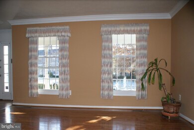 11540 Paramus Dr, North Potomac, MD 20878 - photo 2