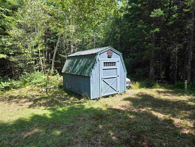 325 Jefferson Rd, Whitefield, NH 03598 - photo 5