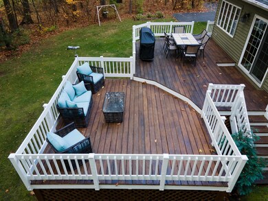 707 Maple Ln, Schenectady, NY 12309 - photo 5