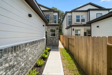 7414 Cora St, Houston, TX 77088 - photo 4