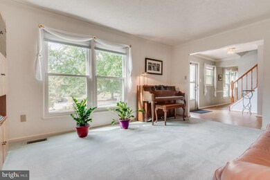 14923 Saddle Creek Dr, Burtonsville, MD 20866 - photo 6