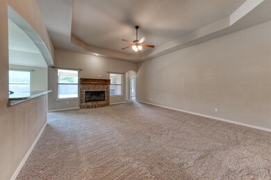 404 Green Meadow Ct, Boyd, TX 76023 - photo 6