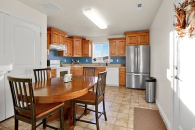 321 N 1500 W, Tremonton, UT 84337 - photo 7