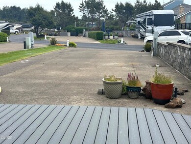 127 N Coast Hwy, Newport, OR 97365 - photo 7