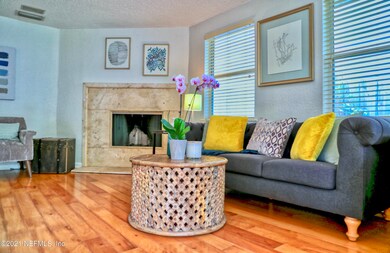 Living Area 5 (use)