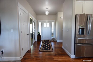 2610 NE Riverstone Loop, Albany, OR 97321 - photo 3