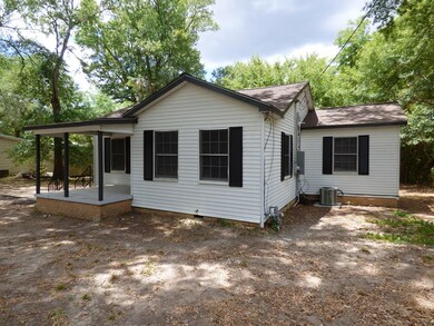 1120 Wells St, Nacogdoches, TX 75964 - photo 3
