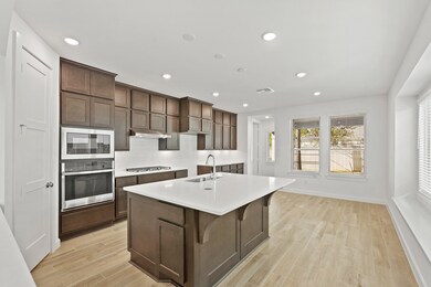 26328 Golden Pass Loop, Montgomery, TX 77316 - photo 3