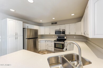 4833 N 63rd Ln, Phoenix, AZ 85033 - photo 5