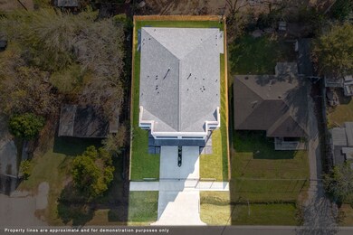 5002 Sunbeam St, Houston, TX 77033 - photo 5