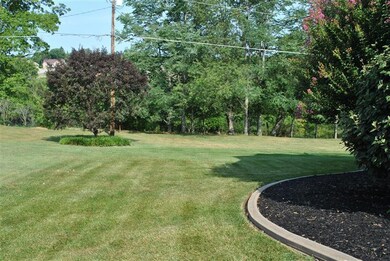 216 Farmbrook Cir, Frankfort, KY 40601 - photo 7