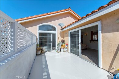 2319 Rockefeller Ln unit C, Redondo Beach, CA 90278 - photo 2
