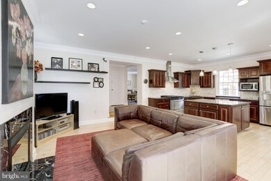 4330 Kentbury Dr, Bethesda, MD 20814 - photo 6