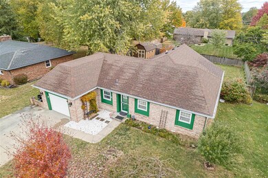 385 King Arthur Dr, Franklin, IN 46131 - photo 2