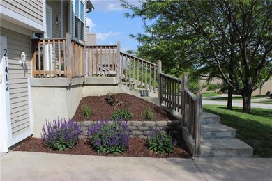 21412 W 52nd St, Shawnee, KS 66218 - photo 2