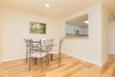 23335 Cedar Way unit B203, Mountlake Terrace, WA 98043 - photo 7