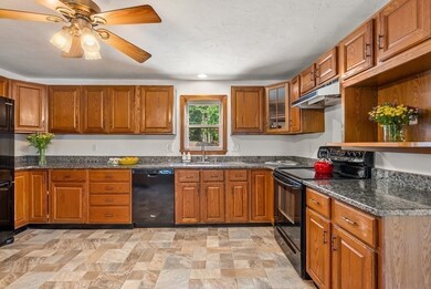 115 Douglas St, Uxbridge, MA 01569 - photo 7