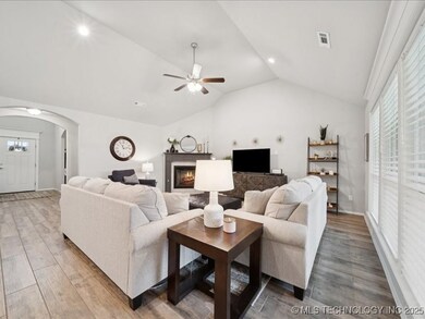 1418 E New Orleans Place, Broken Arrow, OK 74011 - photo 7