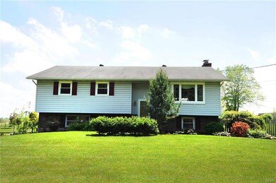 6098 Snyders Church Rd, Bath, PA 18014 - photo 3