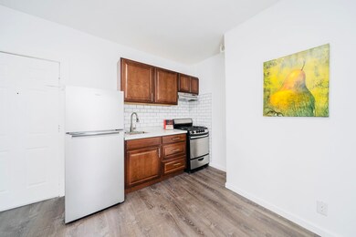 527 8th St unit 1R, Union City, NJ 07087 - photo 4