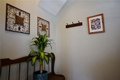 83 Wheeler Ave unit 1, Cranston, RI 02905 - photo 5