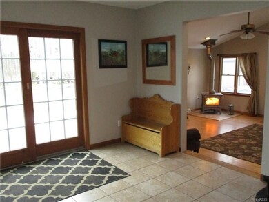 2820 Stenzel Ave, North Tonawanda, NY 14120 - photo 7