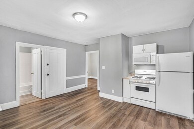 118 Maxfield St unit 1, New Bedford, MA 02740 - photo 5