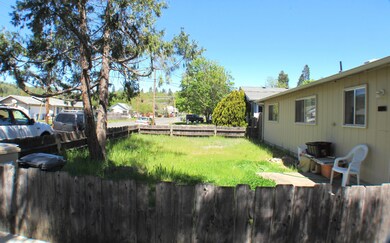 1212 SW G St, Grants Pass, OR 97526 - photo 6