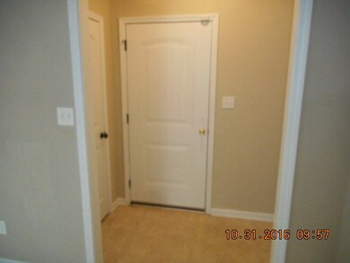 Foyer / Entry