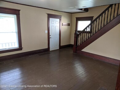 736 Wisconsin Ave, Lansing, MI 48915 - photo 2