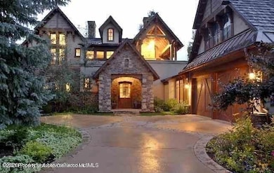 857 Bonita Dr unit B, Aspen, CO 81611 - photo 2