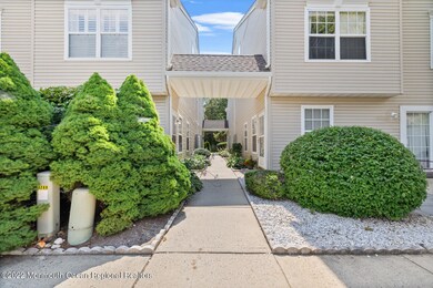 49 Phoenix Ct unit 34, Tinton Falls, NJ 07712 - photo 2