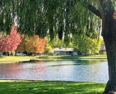 9188 Lakewood Dr, Windsor, CA 95492 - photo 2