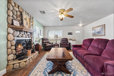 15160 Wade St, Tehachapi, CA 93561 - photo 7