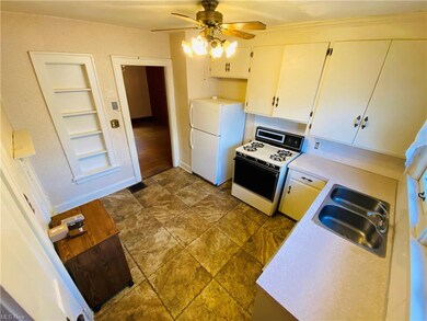 83 Como St, Struthers, OH 44471 - photo 5