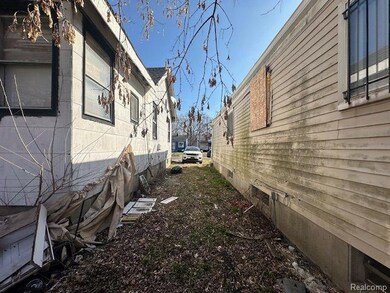 19751 Oakfield St, Detroit, MI 48235 - photo 5