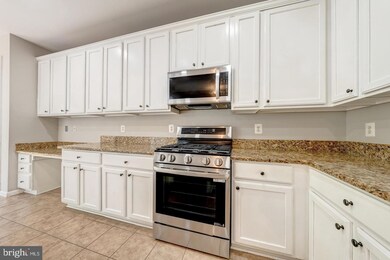 43122 Forest Edge Square, Broadlands, VA 20148 - photo 5
