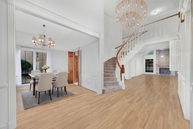 THIS PHOTO HAS BEEN VIRTUALLY REMODELED AND STAGED