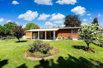 1415 E Sherman Ave, Nampa, ID 83686 - photo 5