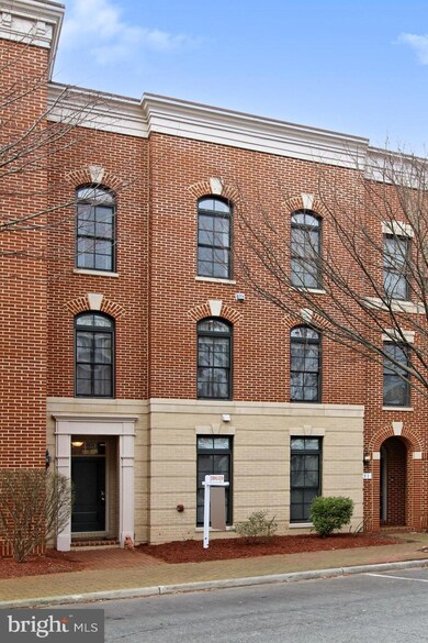 449 Belmont Bay Dr, Woodbridge, VA 22191 - photo 3