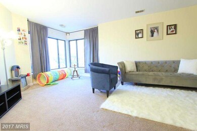 3041 Fallstaff Rd unit 201D, Baltimore, MD 21209 - photo 5