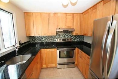 16 Packards Ln unit D, Quincy, MA 02169 - photo 2